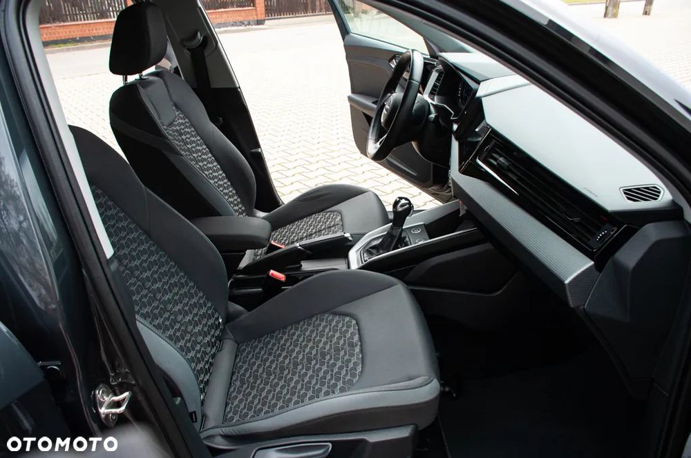 Audi A1 Sportback 35 TFSI S tronic S line - 24