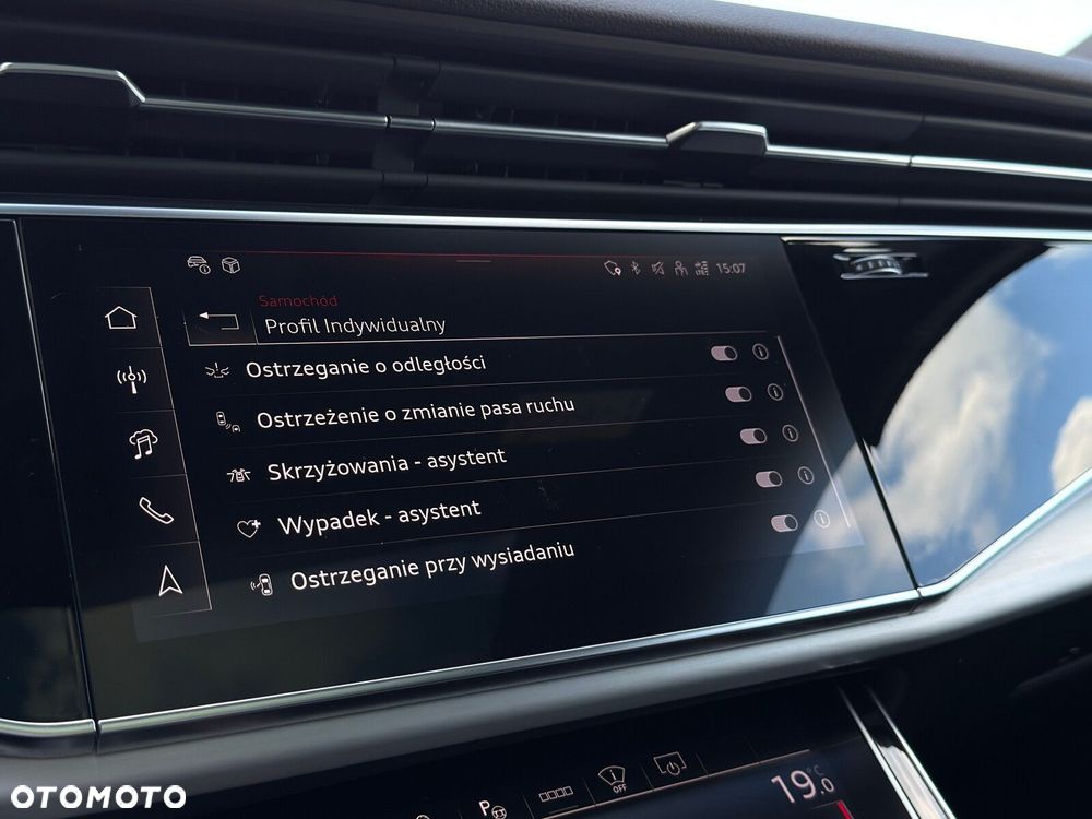 Audi Q7 - 40