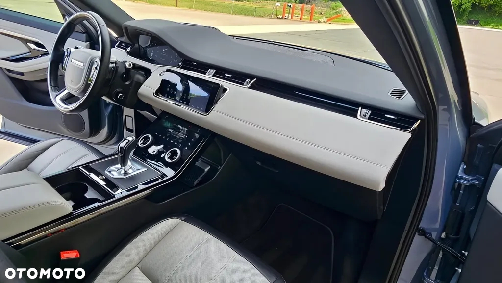 Land Rover Range Rover Evoque - 10