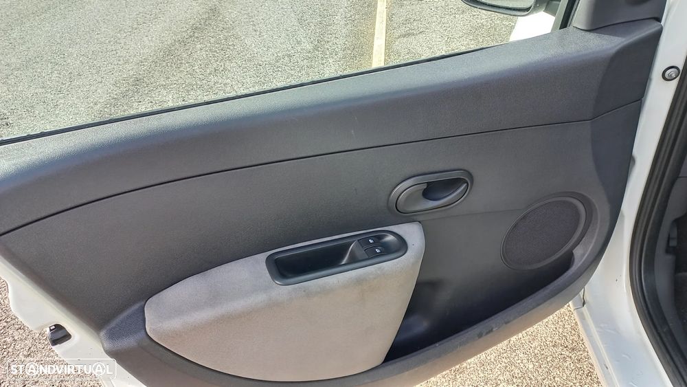 Renault Clio 1.5 dCi 75 Expression - 15