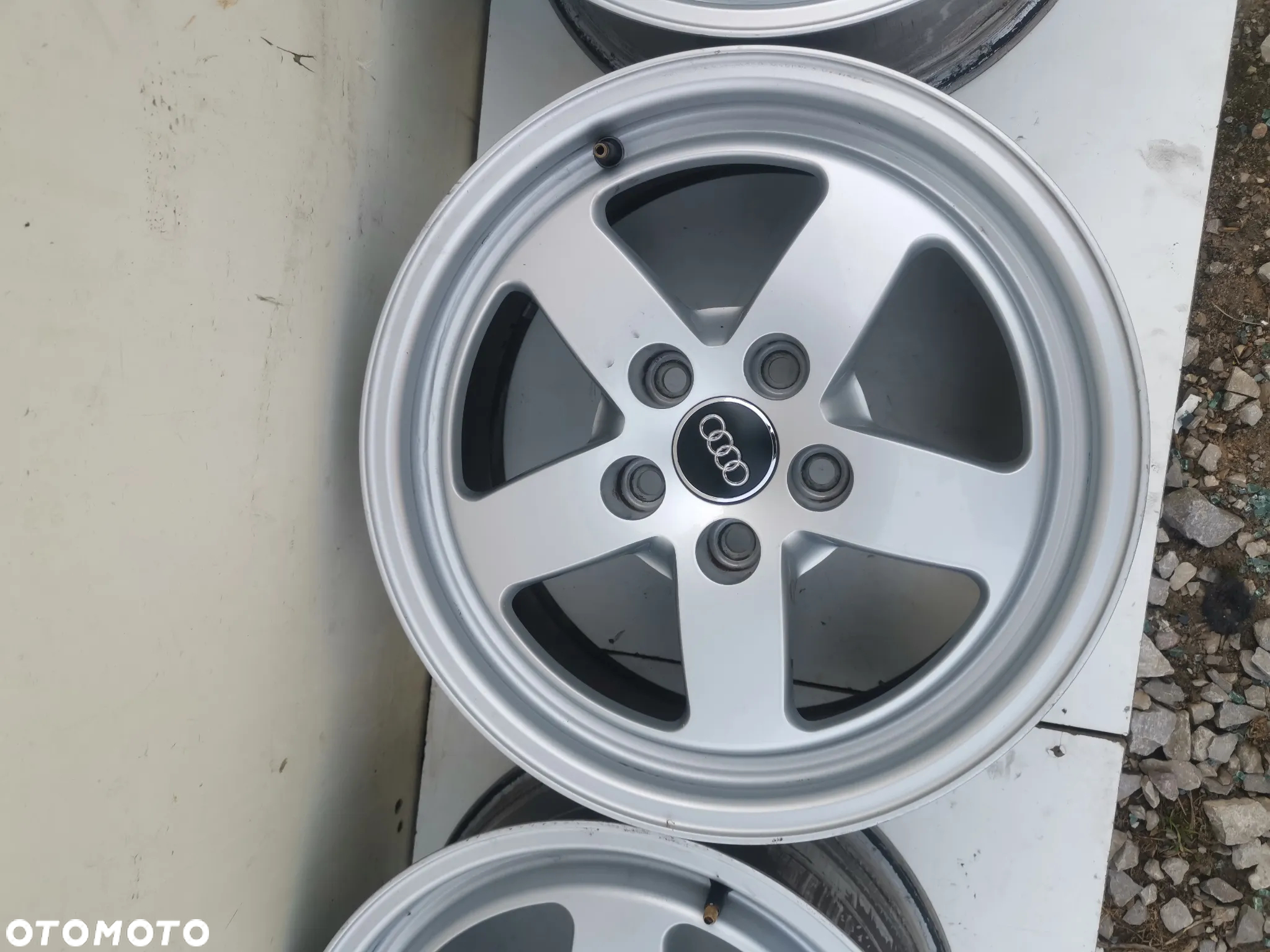 ALUFELGI ORYGINAŁ AUDI VW SKODA SEAT  5X112 R16 ET35 7Jx Otwór 57,1 mm - 4