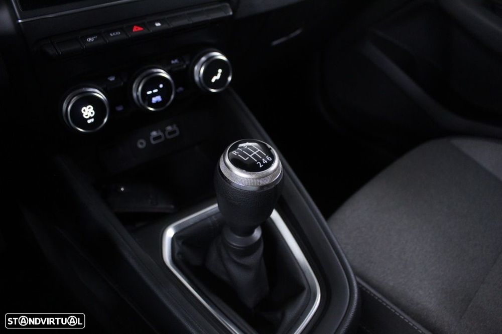 Mitsubishi Colt 1.0 MPI-T Invite - 31