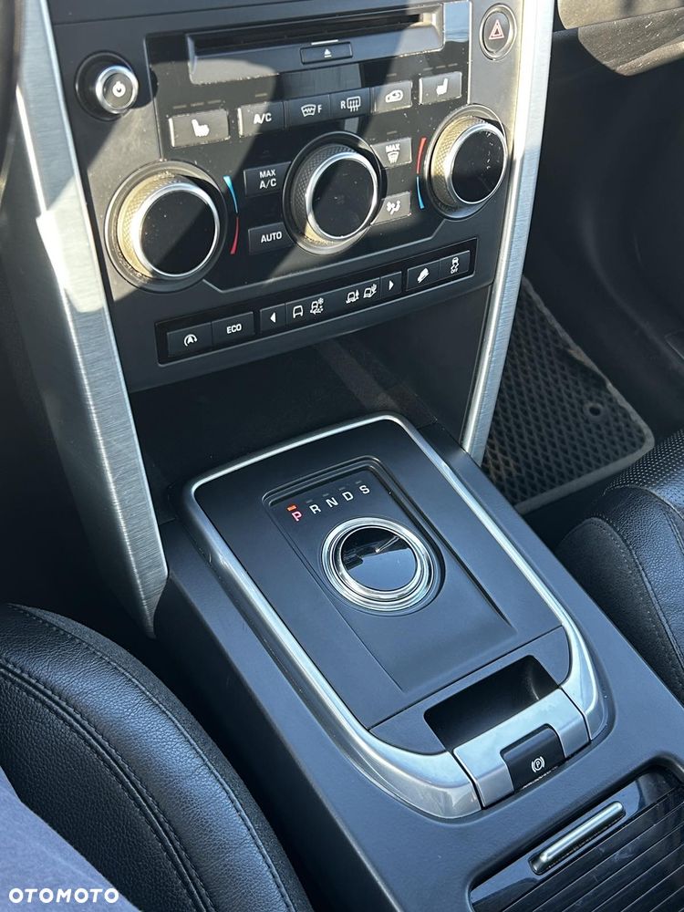 Land Rover Discovery Sport 2.0 TD4 HSE Luxury - 11
