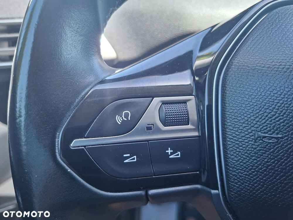 Peugeot 3008 - 21