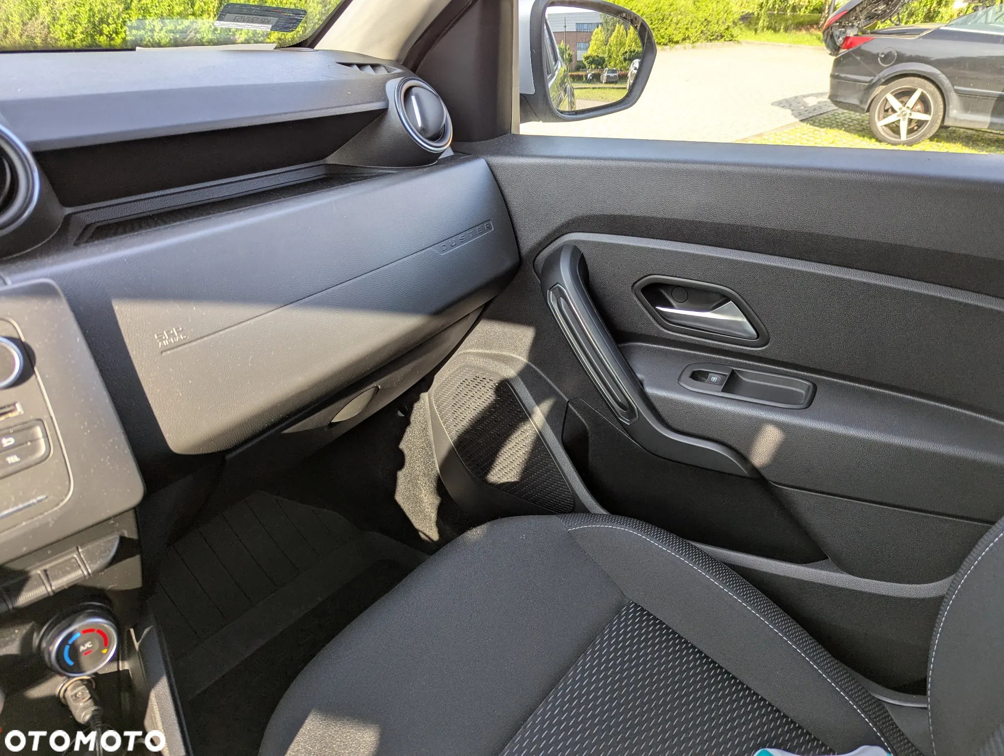 Dacia Duster 1.6 SCe Access S&S - 14
