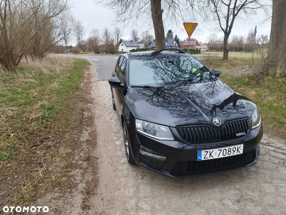 Skoda Octavia 2.0 TDI RS DSG - 5