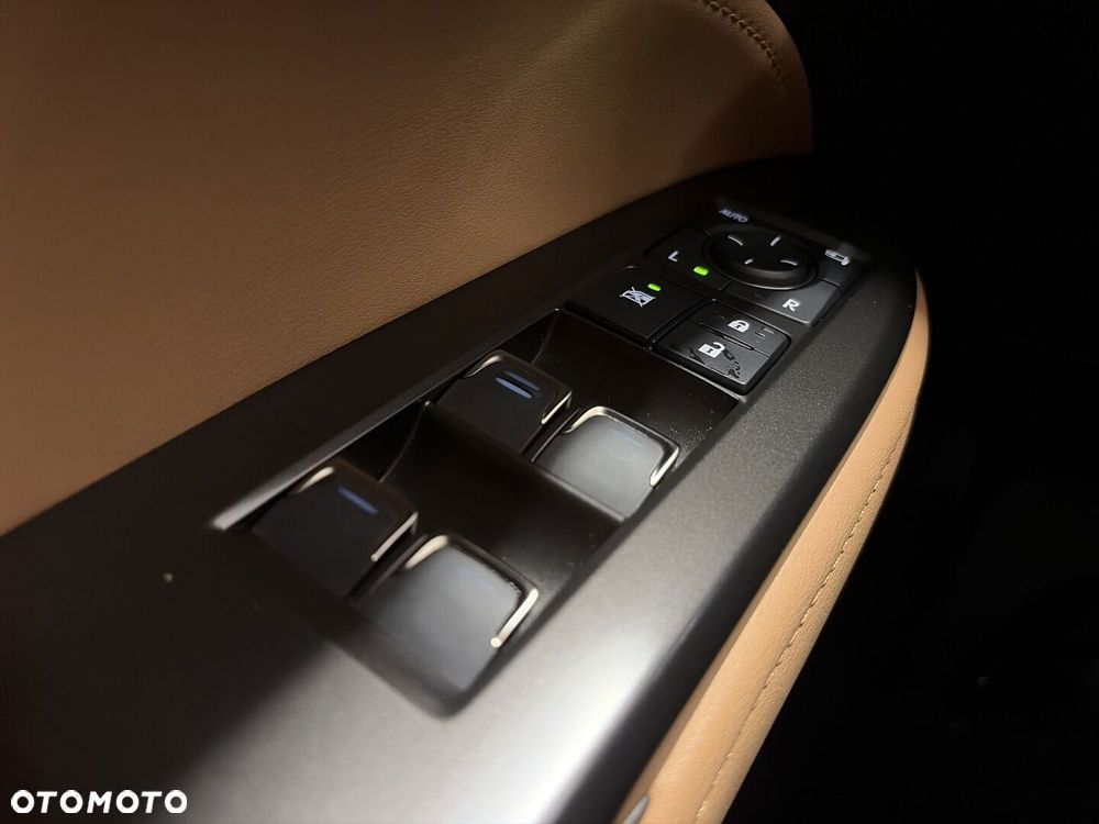 Lexus NX 350h Prestige 2WD - 19