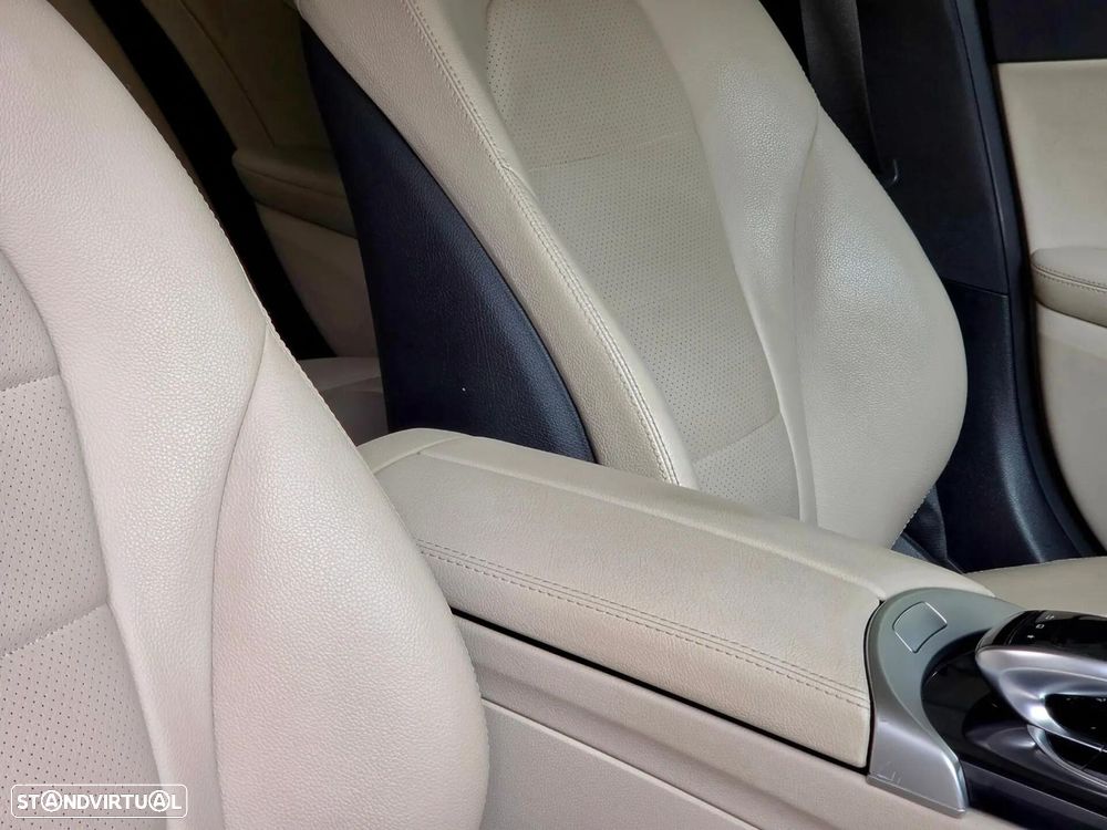 Mercedes-Benz C 220 d Exclusive Aut. - 24