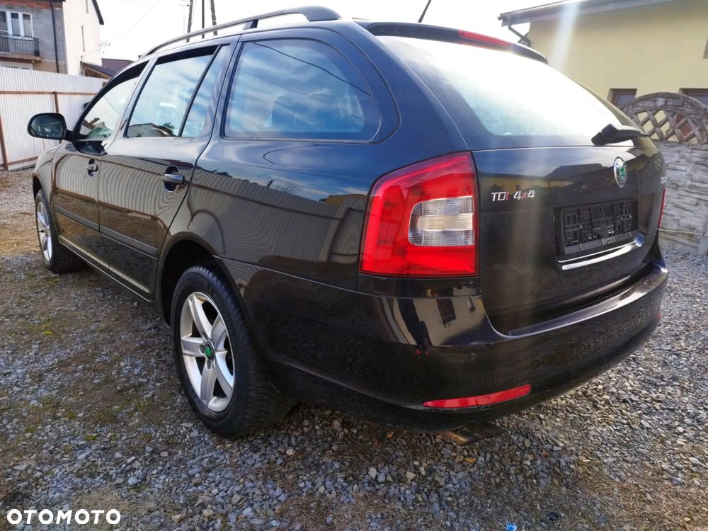 Skoda Octavia 2.0 TDI Adventure 4x4 - 11