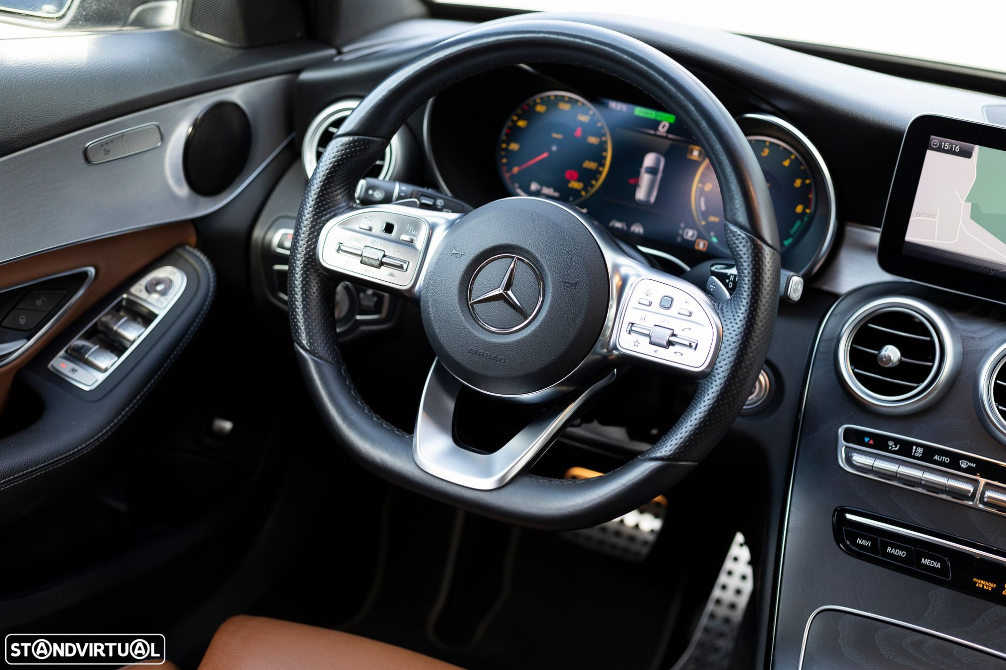 Mercedes-Benz C 300 de AMG Line - 2