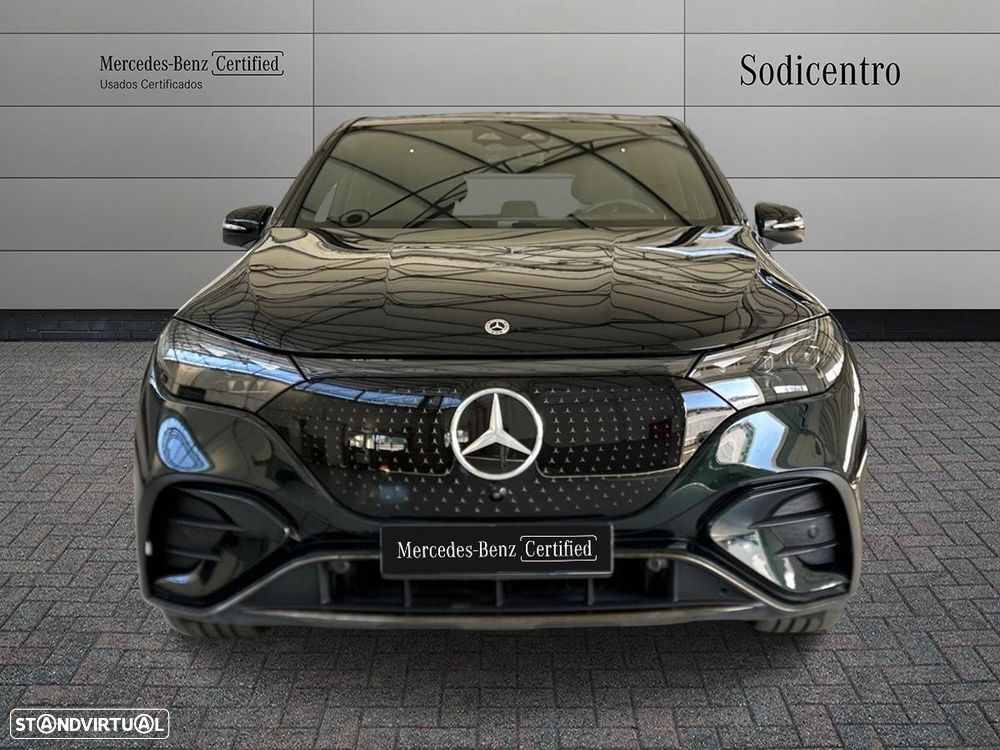 Mercedes-Benz EQE - 7