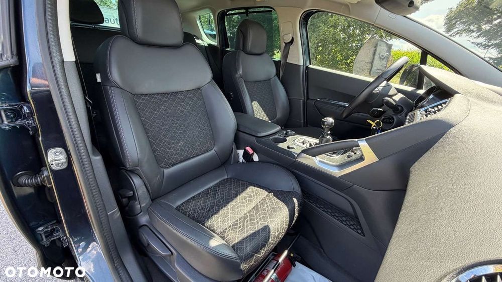 Peugeot 3008 155 THP Premium - 14