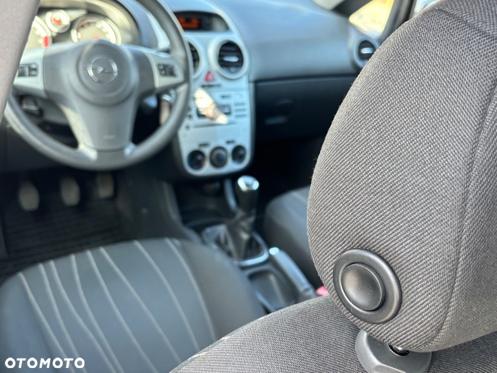 Opel Corsa 1.2 16V Edition - 14