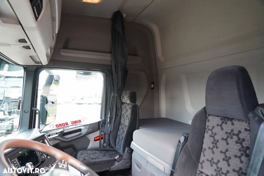 Scania R 520 / V8 / SISTEM HIDRAULIC / RETARDER / I-PARK COOL / ADR AT / TOATE AIRBAGURILE / EURO 6 - 23