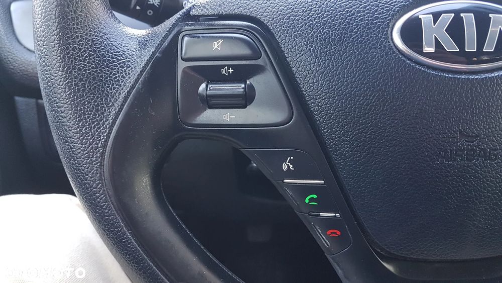 Kia Ceed - 20