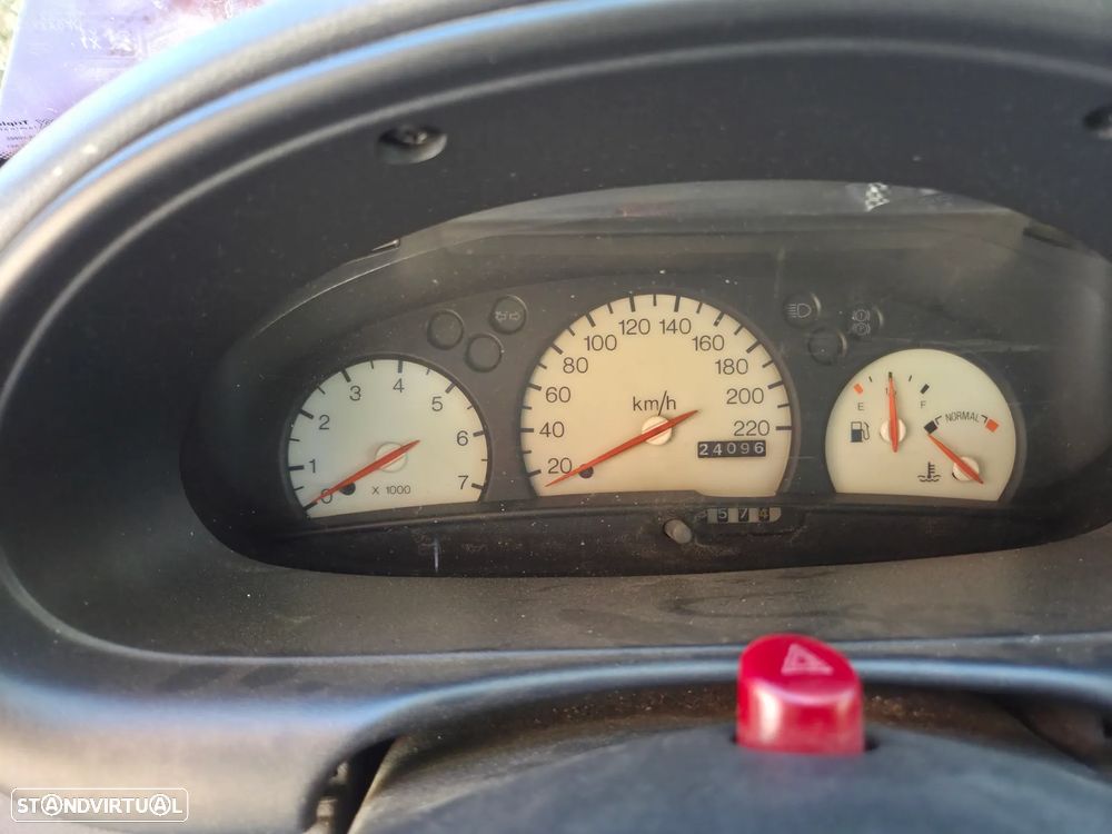 Ford Fiesta 1.25 Techno - 11