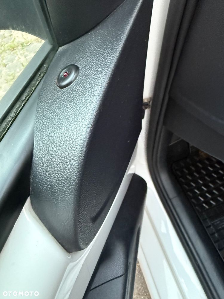 Volkswagen up! - 16