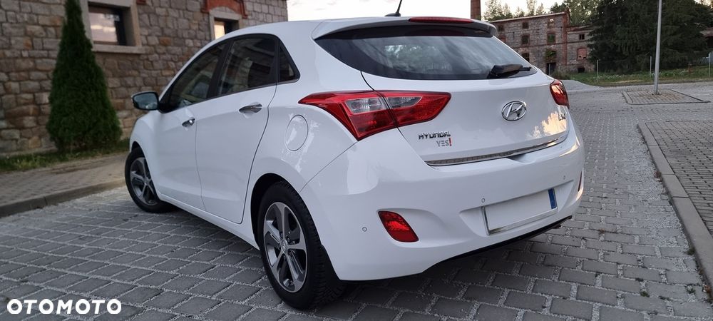 Hyundai i30 blue 1.6 GDI YES Gold - 8