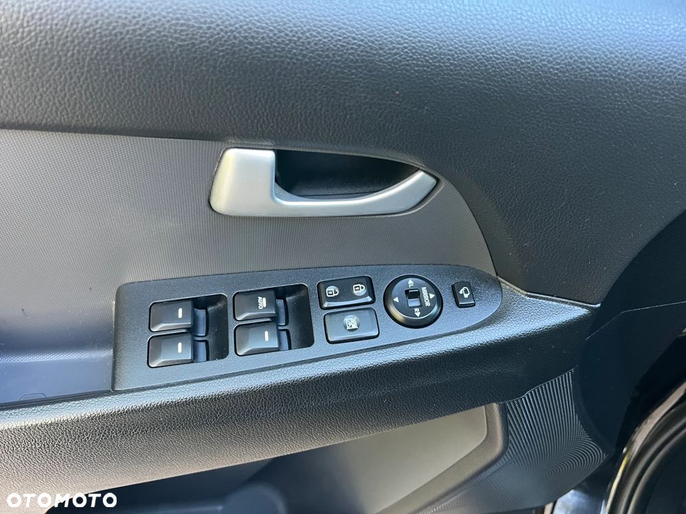 Kia Sportage 1.7 CRDI XL 2WD - 18