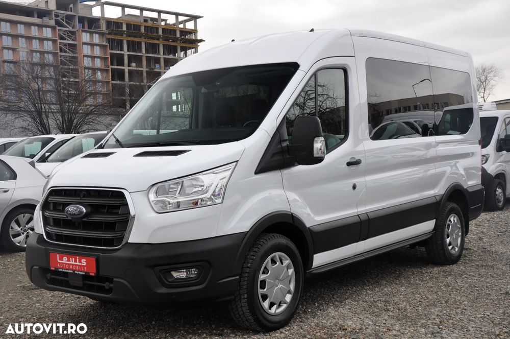 Ford Transit L2H2 9 Locuri