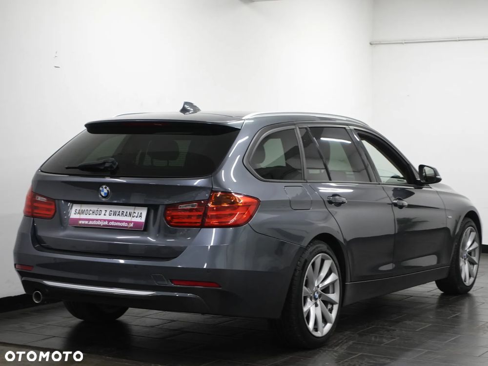BMW Seria 3 320d xDrive Modern Line - 7