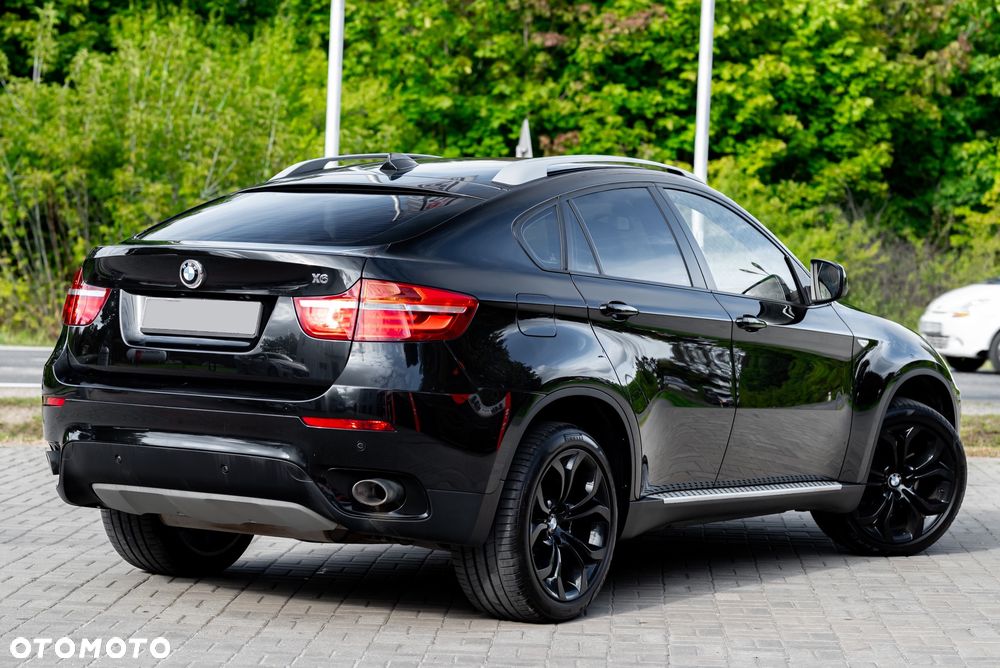 BMW X6 xDrive35i - 13