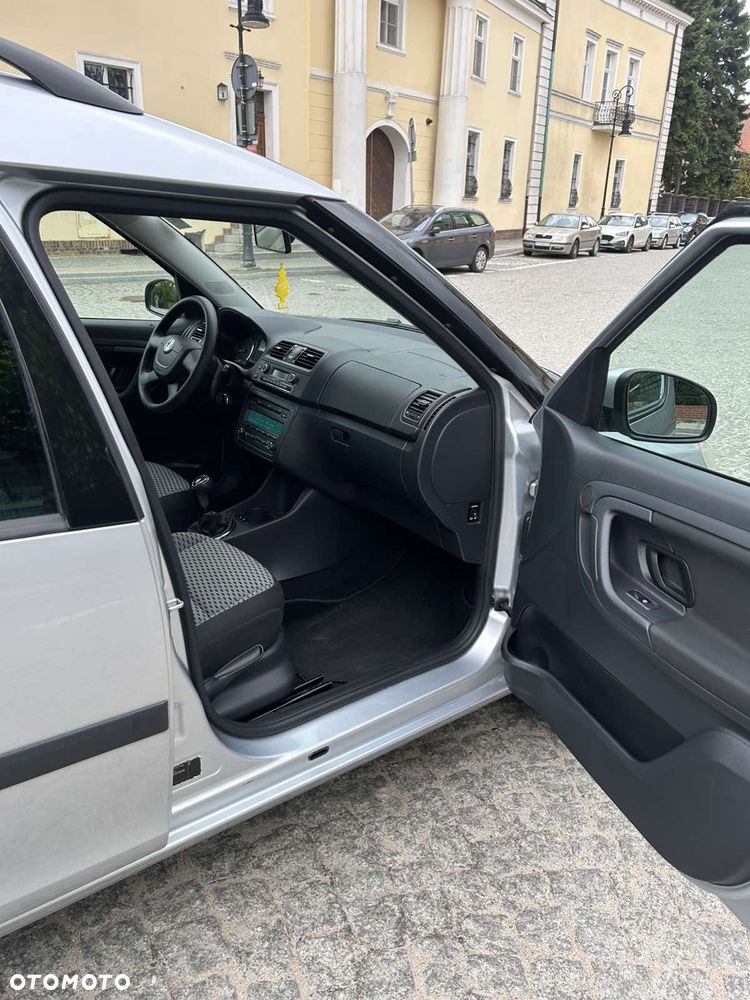 Skoda Roomster 1.2 TSI Elegance - 17