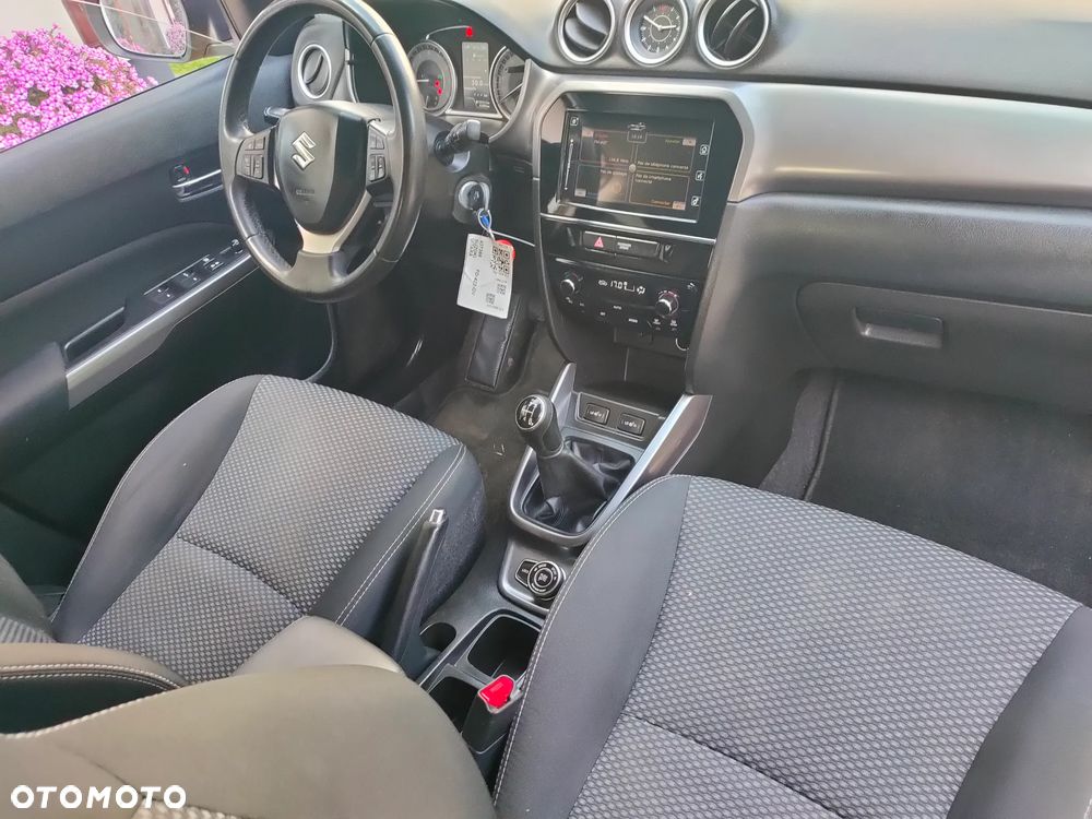 Suzuki Vitara - 8