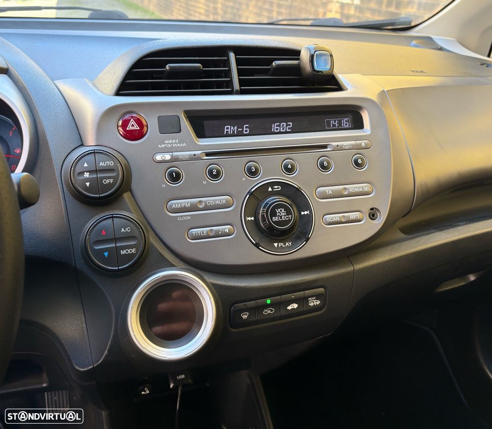 Honda Jazz 1.4 i-VTEC Executive - 29