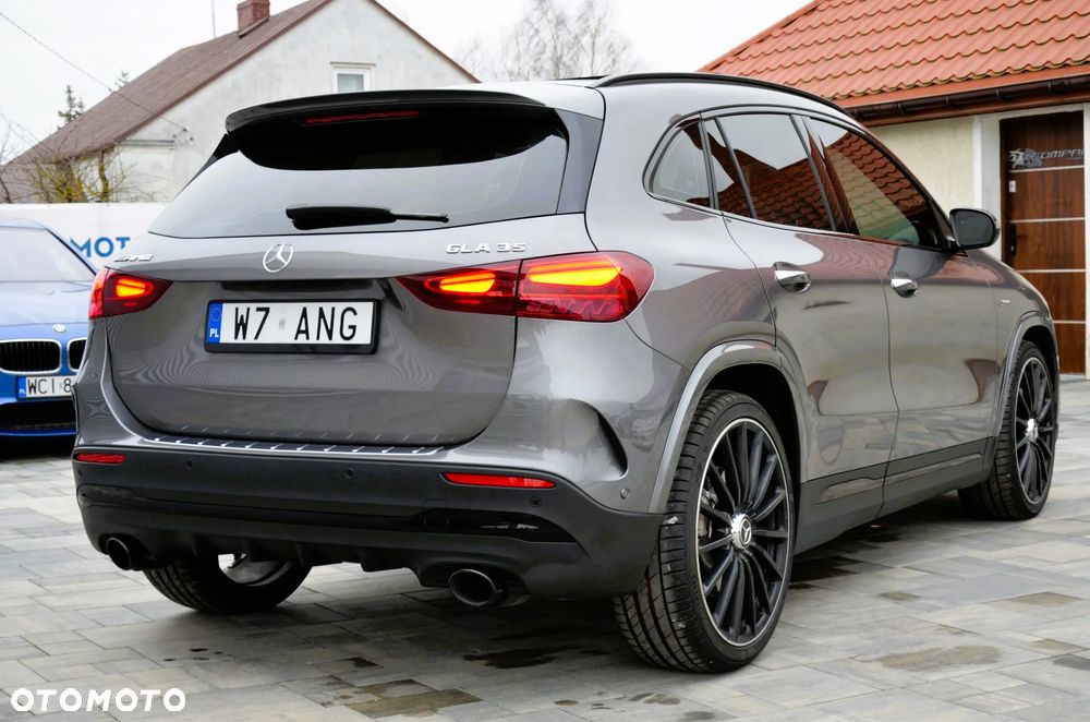 Mercedes-Benz GLA AMG 35 4-Matic - 13
