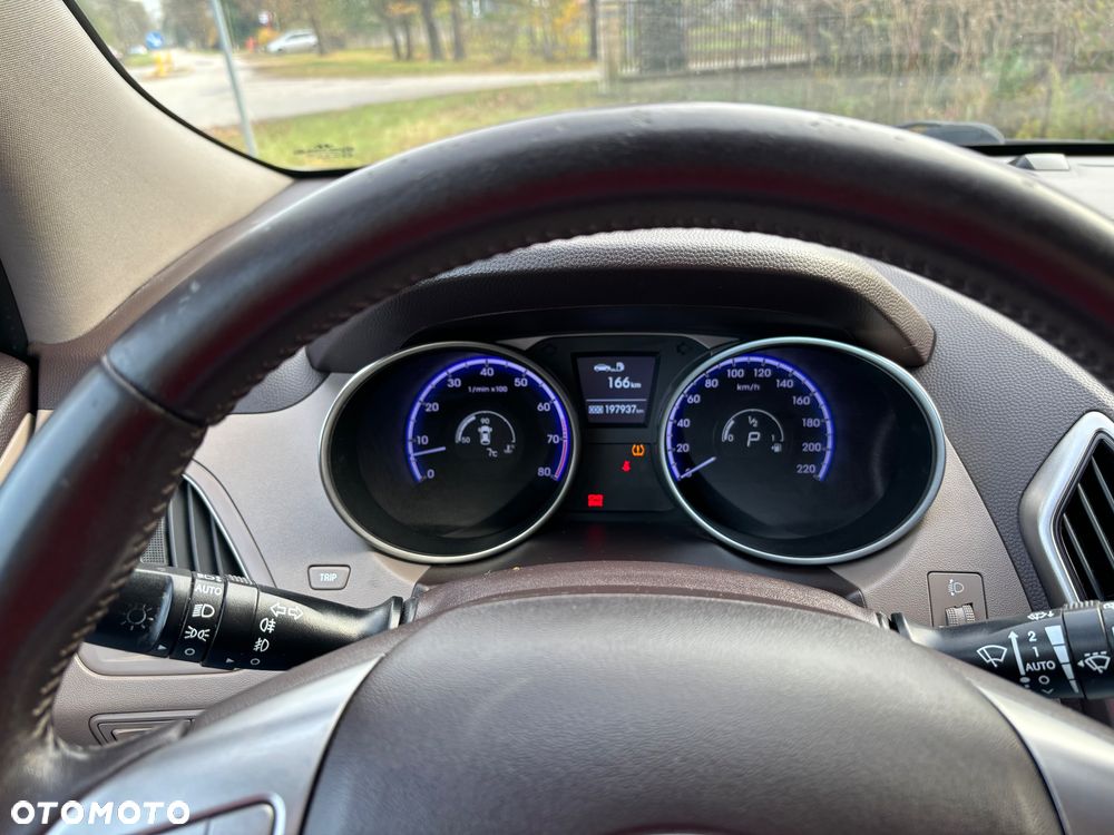 Hyundai ix35 2.0 4WD Automatik Premium - 10