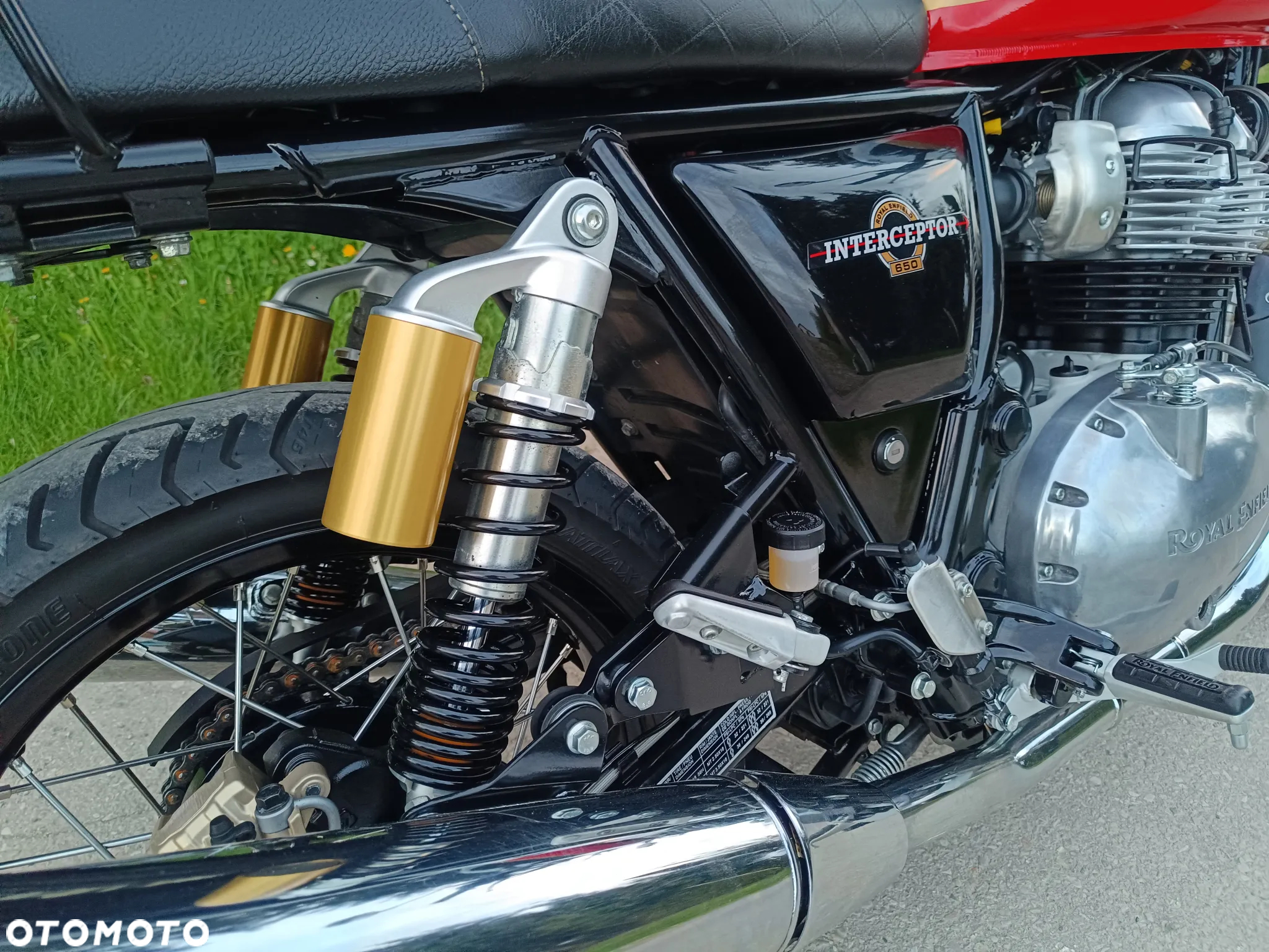 Royal Enfield Interceptor - 15