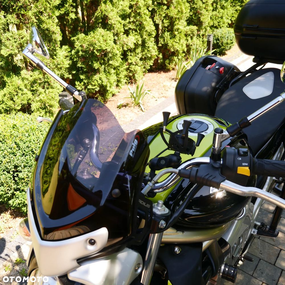 Suzuki Gladius - 5