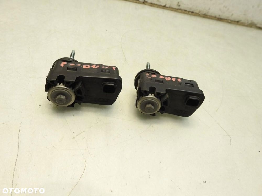 SILNICZEK REGULACJI LAMPY KIA CEED I LIFT - 5