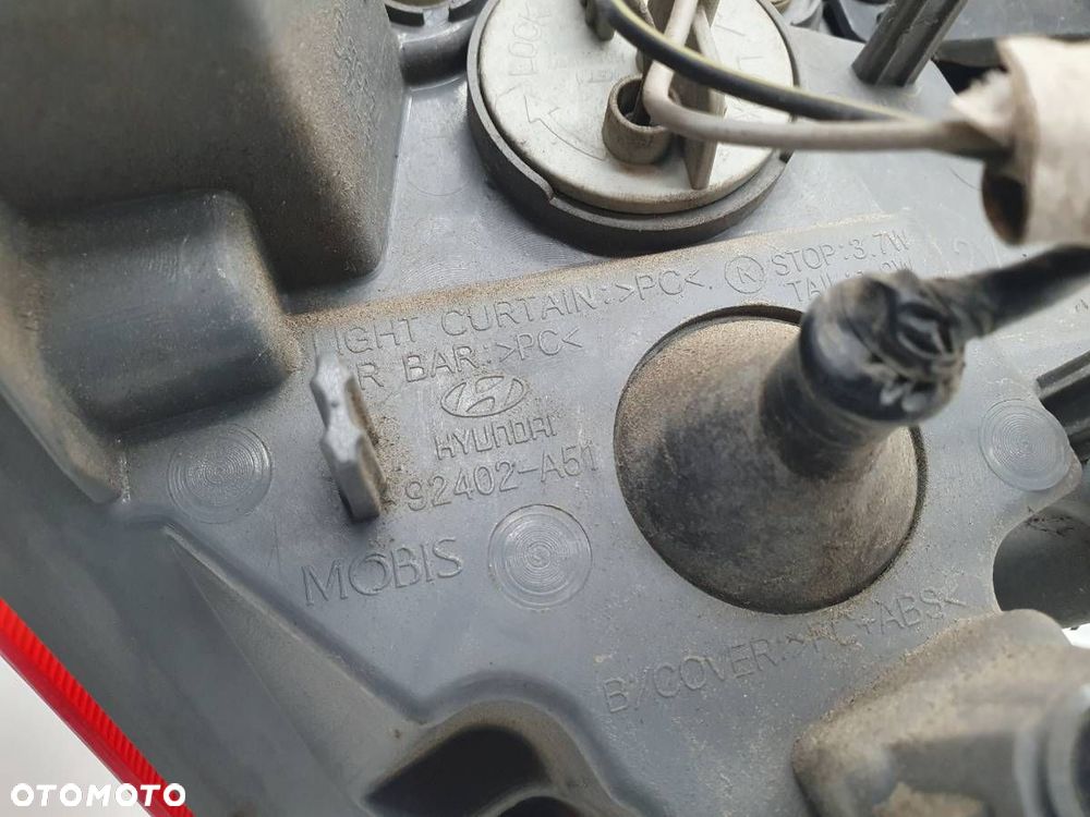 LAMPA TYŁ TYLNA PRAWA W BŁOTNIK HYUNDAI I30 II COUPE EU 92402-A51 - 6