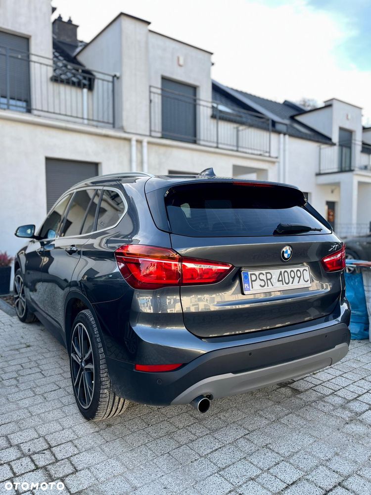 BMW X1 sDrive20d - 25