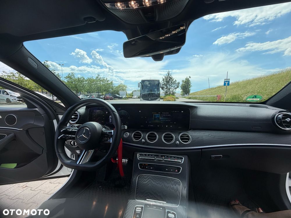 Mercedes-Benz Klasa E 220 d 4-Matic - 18