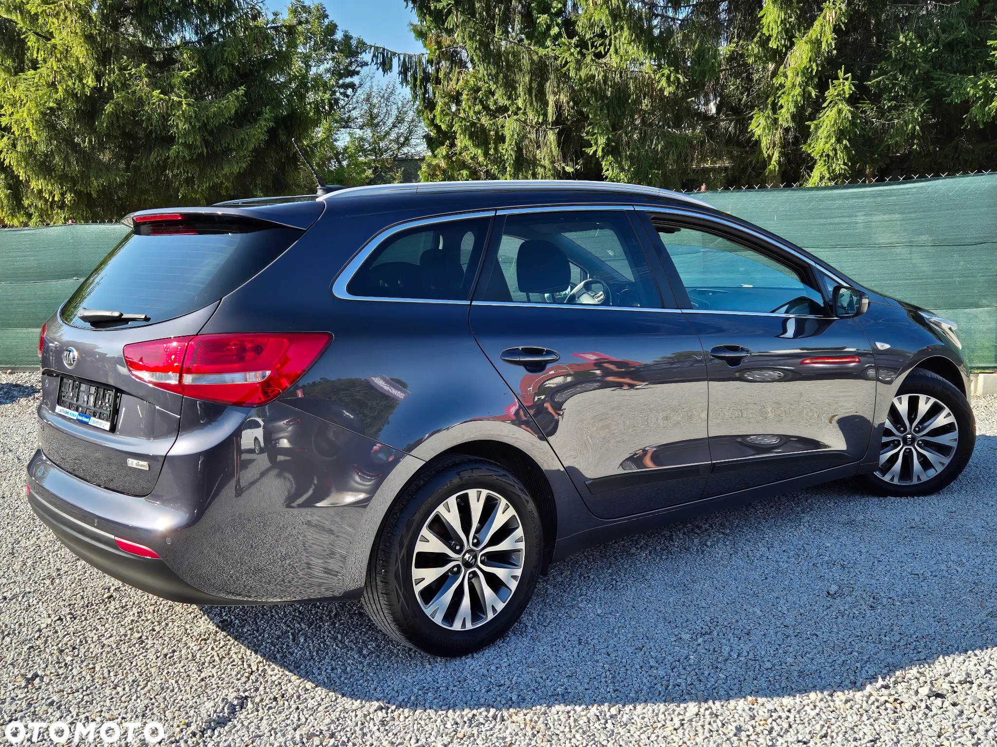 Kia Ceed 1.6 CRDi 136 ISG Platinum Edition - 27