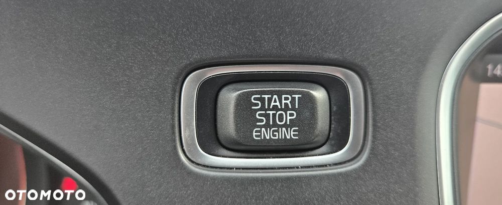 Volvo V40 D2 Geartronic Momentum - 27