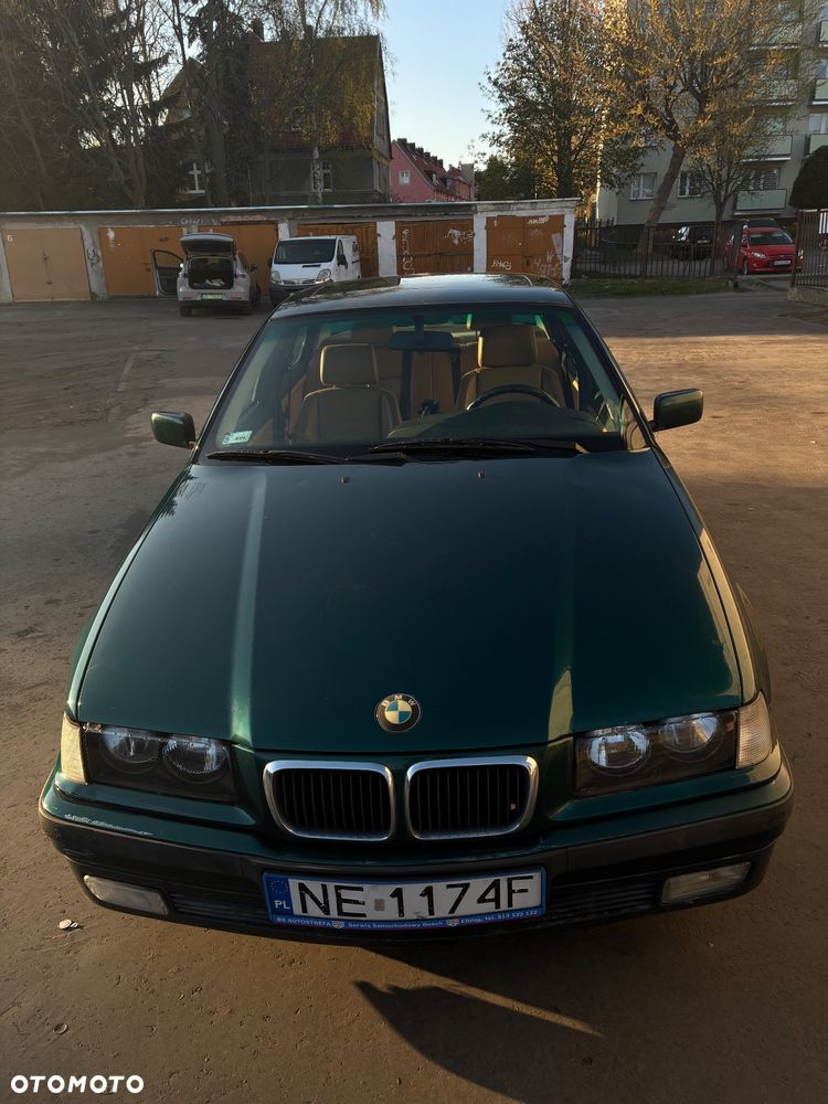 BMW Seria 3 - 25