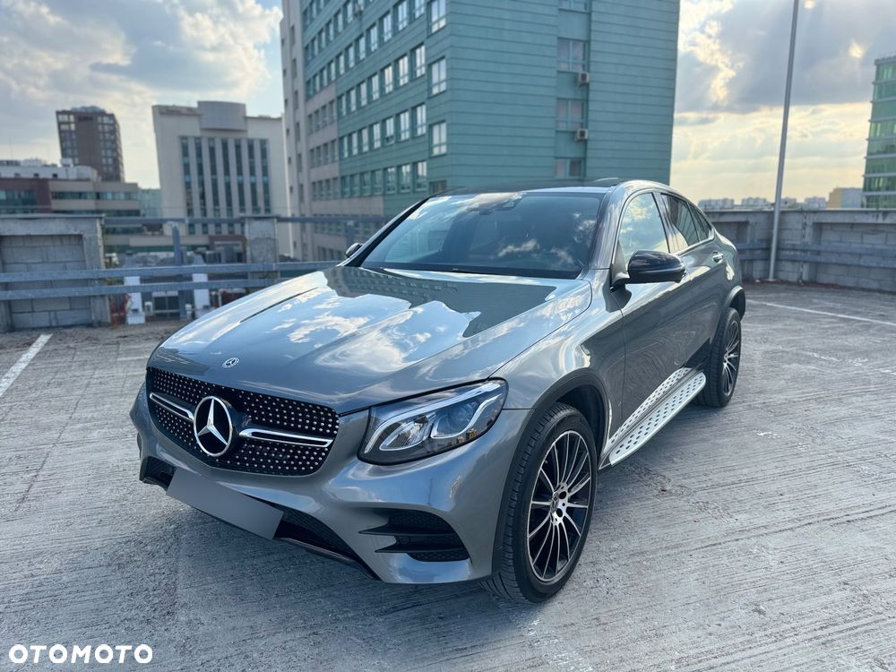 Mercedes-Benz GLC 300 4Matic 9G-TRONIC AMG Line - 1