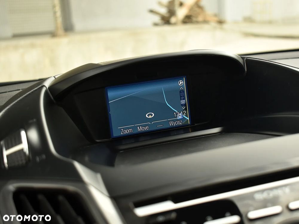Ford Kuga - 21