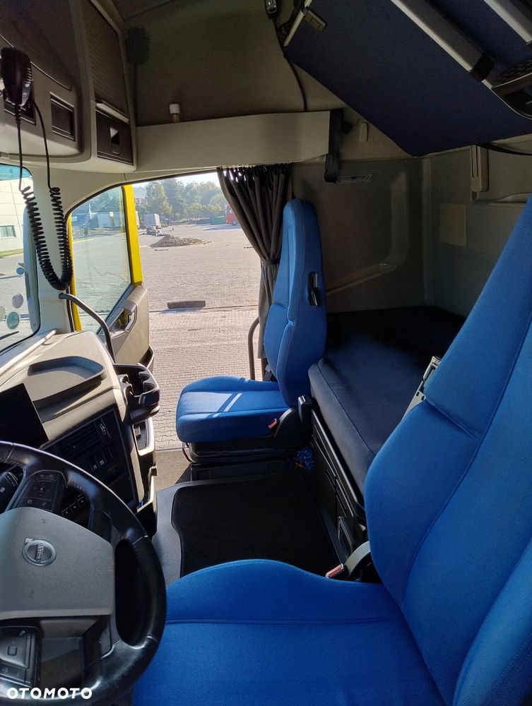 Volvo FH - 12