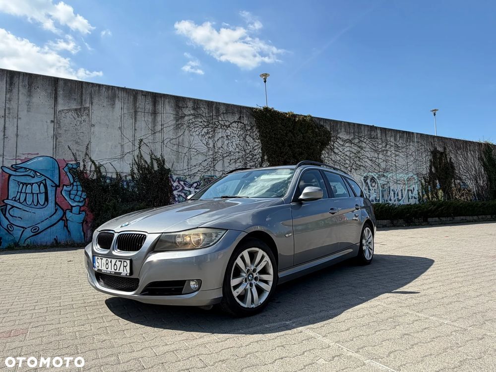 BMW Seria 3 320d DPF - 12