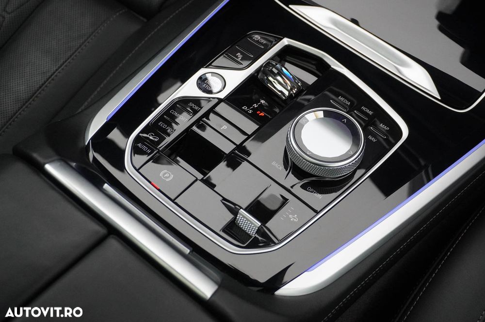 BMW X5 M M60i xDrive AT MHEV - 33