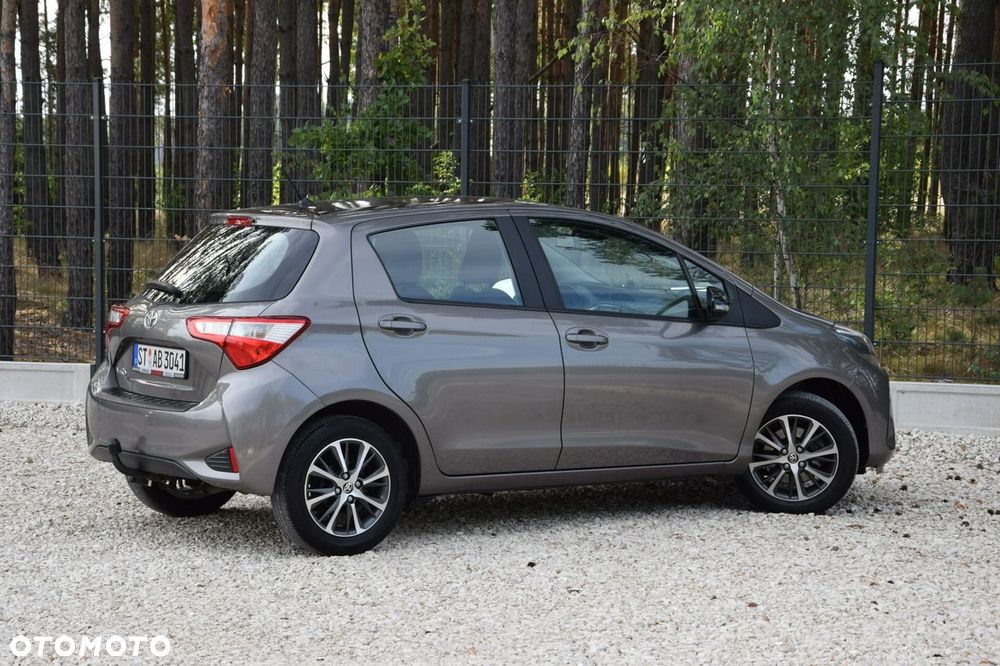 Toyota Yaris 1.5 Active - 24