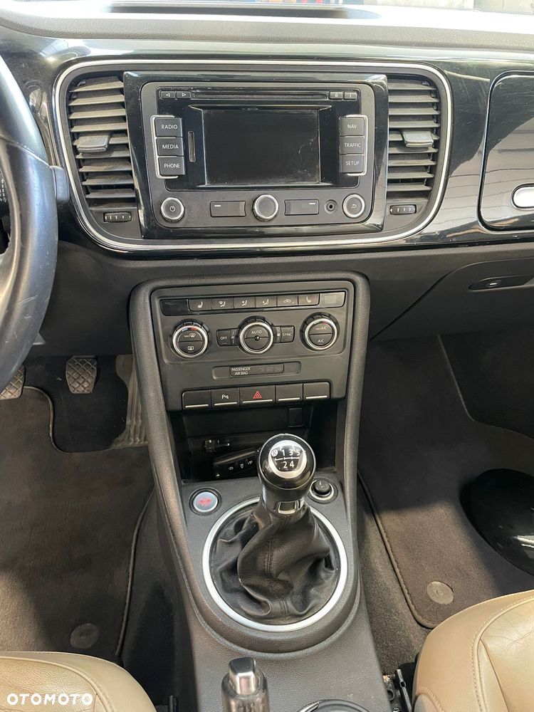 Volkswagen Beetle 1.6 TDI Exclusive Design - 13