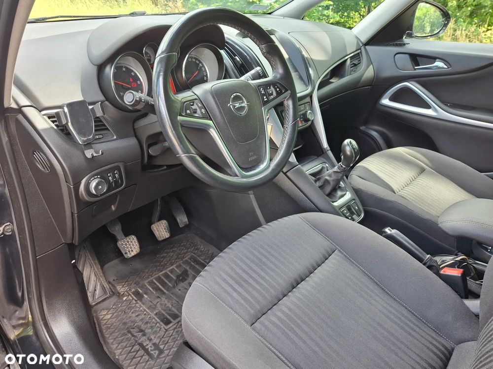 Opel Zafira - 19