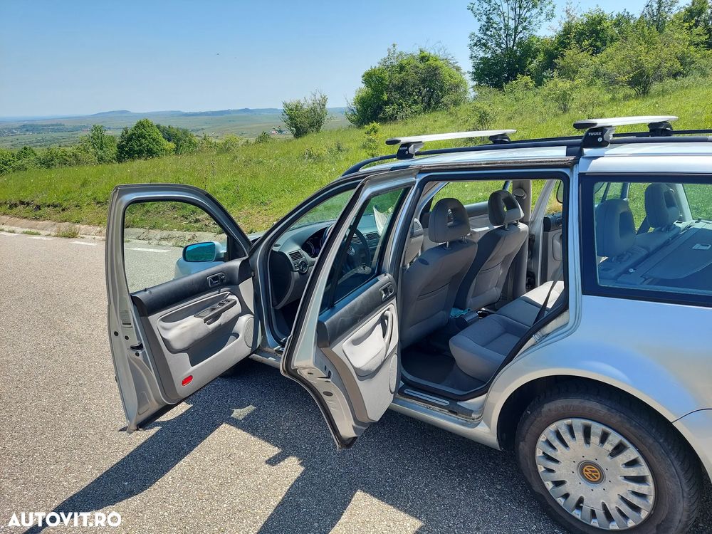 Volkswagen Bora 1.6 - 10