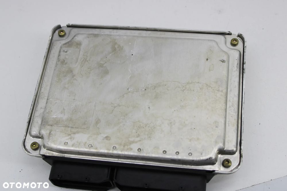 Audi S3 8L 1.8B APY Komputer Sterownik 8L0906018 N - 3